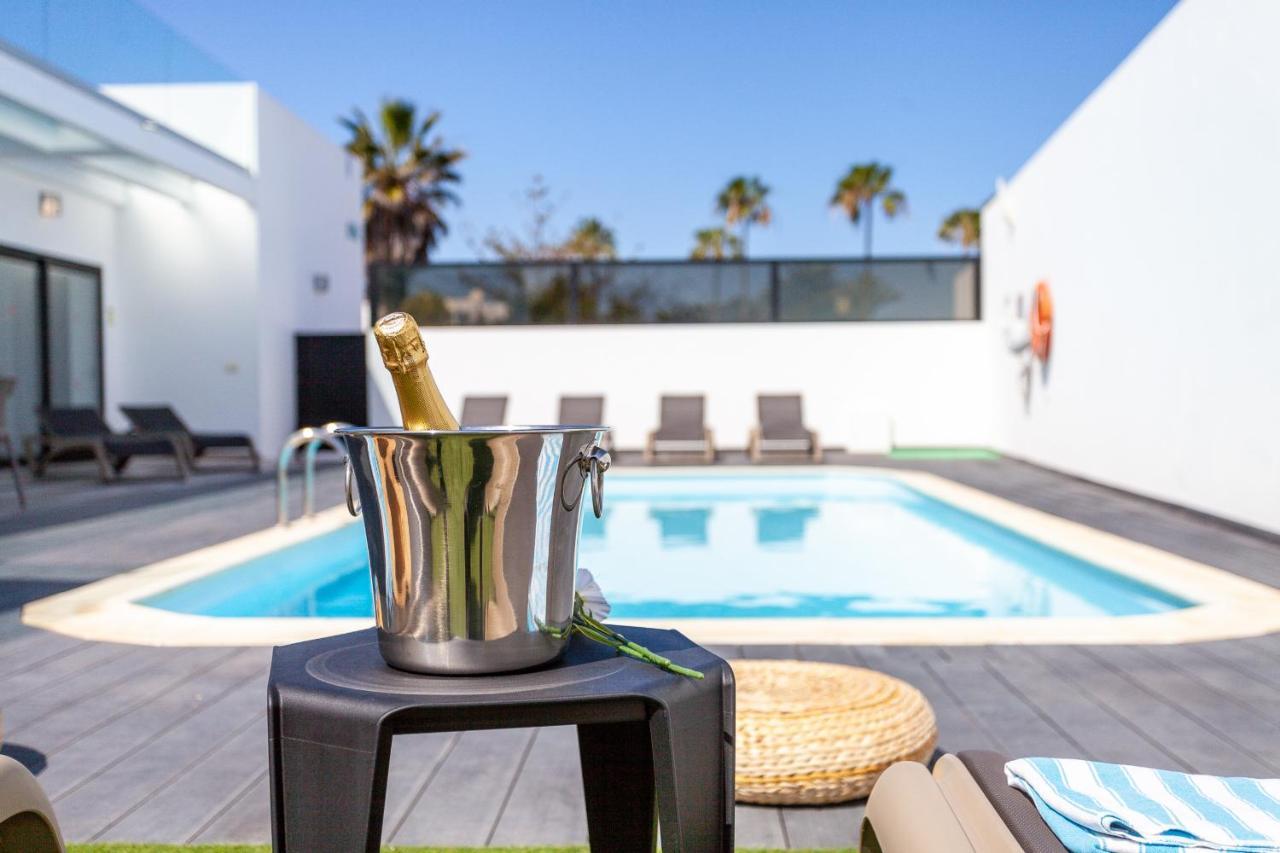 Villa Luxury Azul Private Pool And Bbq Corralejo By Holidays Home Bagian luar foto