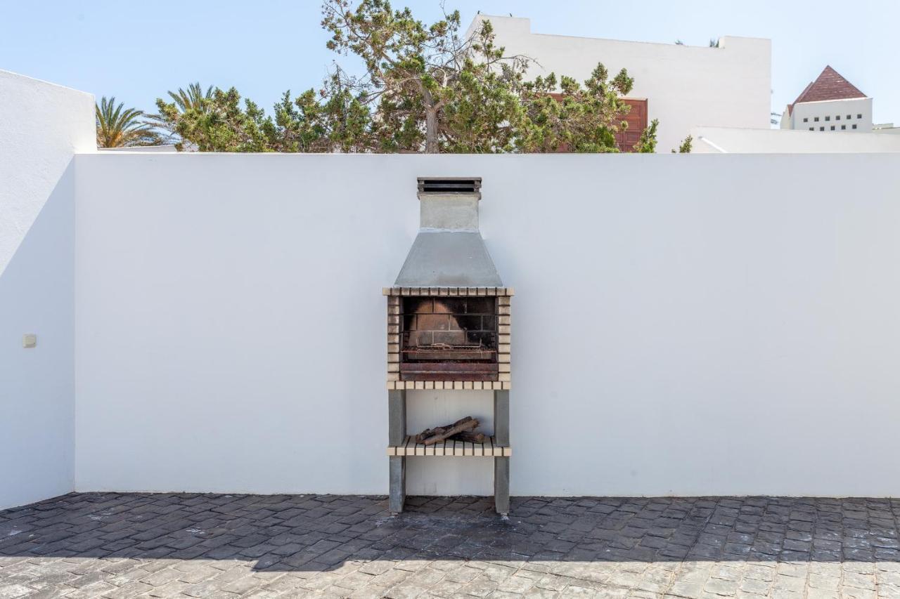 Villa Luxury Azul Private Pool And Bbq Corralejo By Holidays Home Bagian luar foto